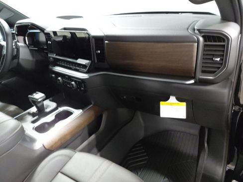 New 2026 Chevrolet Silverado 1500 High Country w/ Midnight Edition image 24