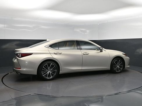 Certified 2025 Lexus ES 350 w/ Premium Package FWD image 8