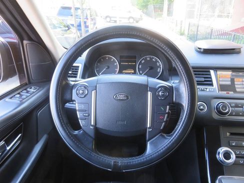 Used 2011 Land Rover Range Rover Sport HSE LUX AWD/4WD image 14