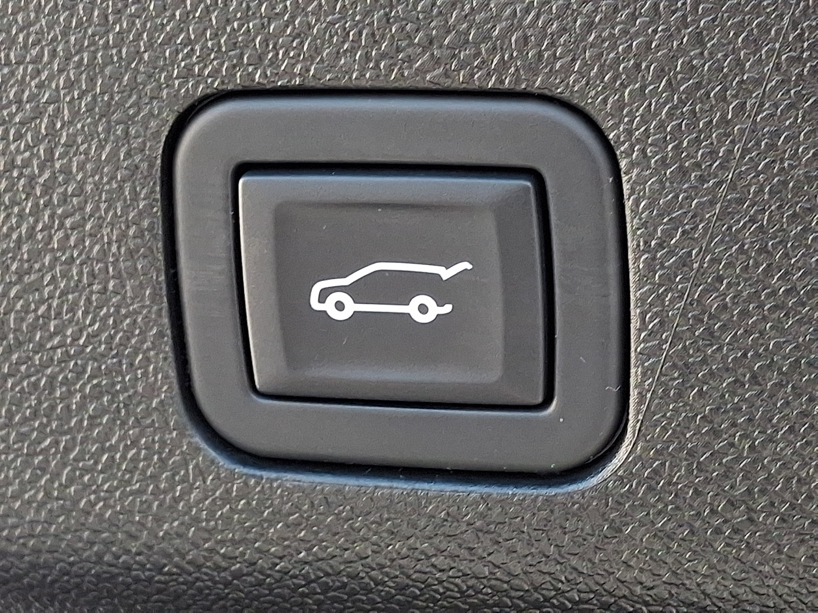 Used 2023 GMC Yukon XL Denali Ultimate AWD/4WD image 30
