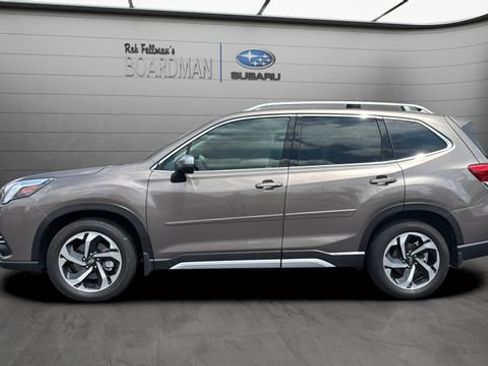 Used 2023 Subaru Forester Touring AWD/4WD image 9