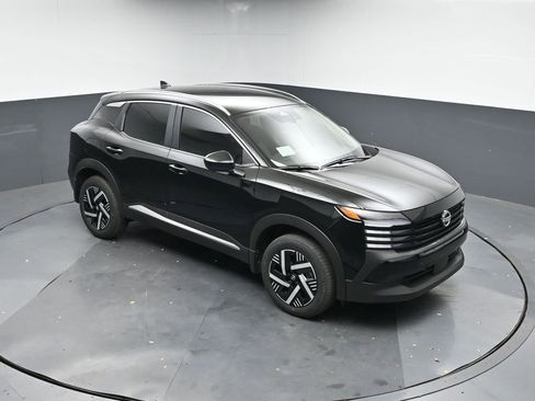 New 2026 Nissan Kicks SV image 39