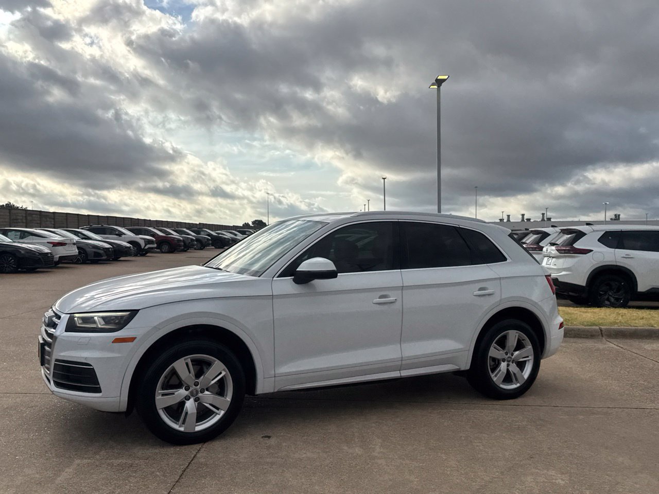 Used 2019 Audi Q5 2.0T Premium Plus AWD/4WD image 12