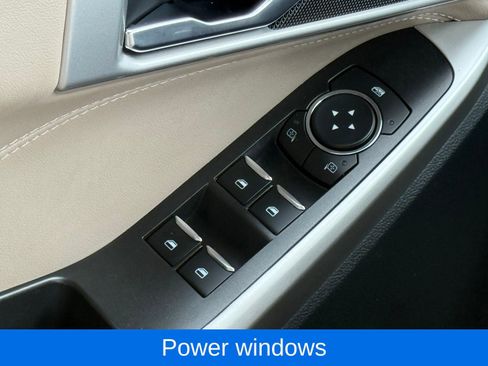 Used 2023 Ford Explorer XLT w/ Equipment Group 202A image 31