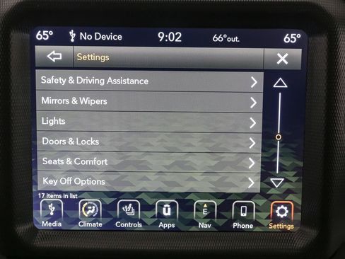 Used 2022 Jeep Wrangler Unlimited Sahara w/ LED Lighting Group AWD/4WD image 33