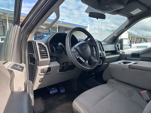 Certified 2018 Ford F150 XLT image 7