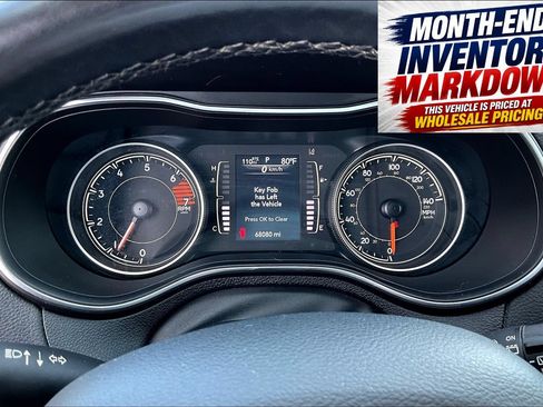 Used 2021 Jeep Cherokee Latitude Plus AWD/4WD image 16