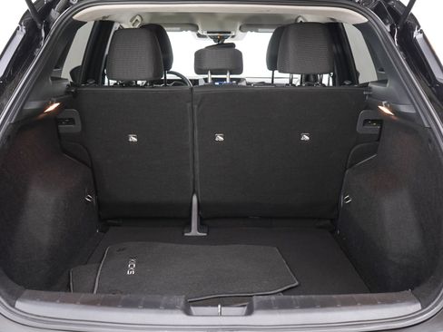 Used 2025 Nissan Kicks S FWD image 9