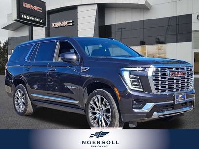 Used 2025 GMC Yukon Denali w/ Sun & Power Step Package