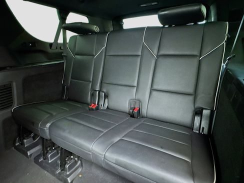 Used 2021 Cadillac Escalade ESV Sport image 18