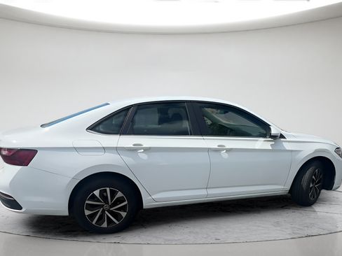 Used 2023 Volkswagen Jetta S FWD image 6