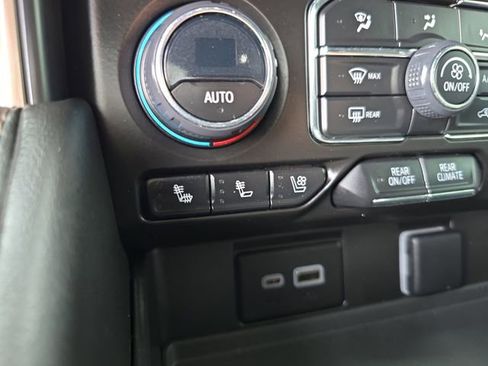 Certified 2023 Chevrolet Tahoe High Country w/ Premium Package 2 image 23