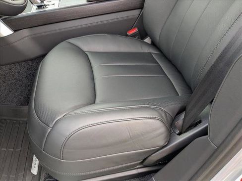 New 2025 Land Rover Range Rover SE image 4