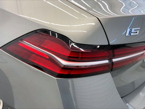 Used 2024 BMW i5 M60 w/ Premium Package AWD/4WD image 28