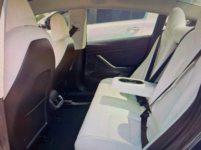 Used 2022 Tesla Model 3 Performance AWD/4WD image 7