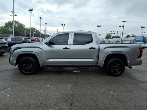 Used 2022 Toyota Tundra SR w/ SR Tow Package AWD/4WD image 7