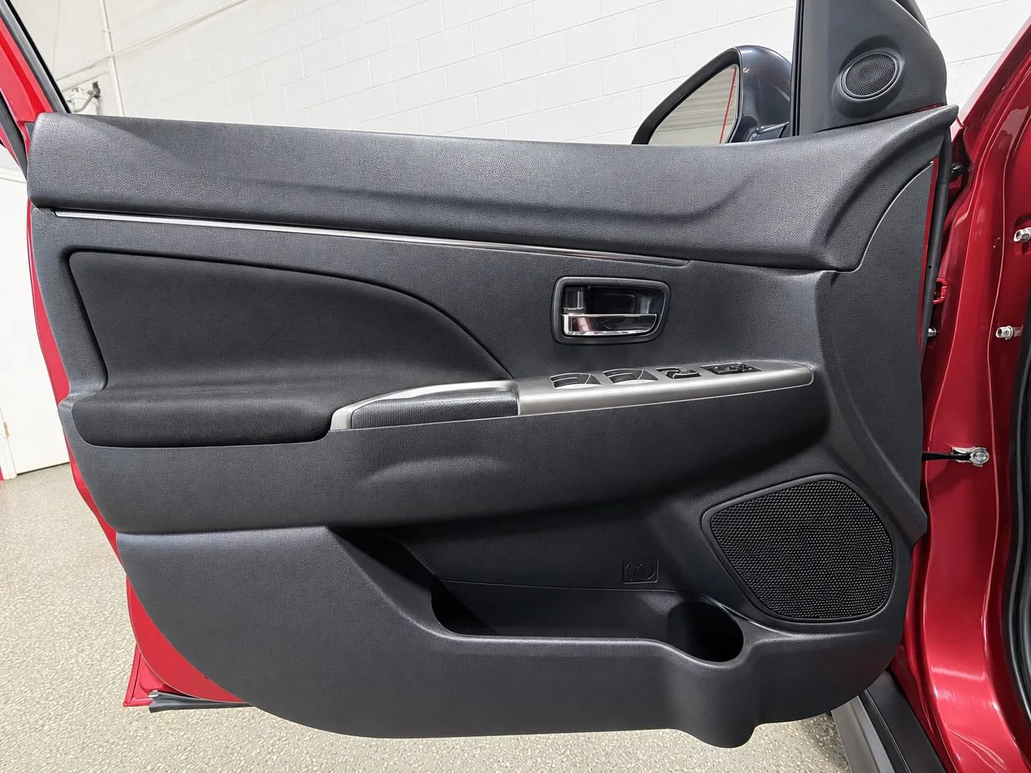 Used 2019 Mitsubishi Outlander Sport SE AWD/4WD image 10