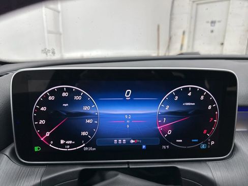 Used 2025 Mercedes-Benz C 300 Sedan image 12