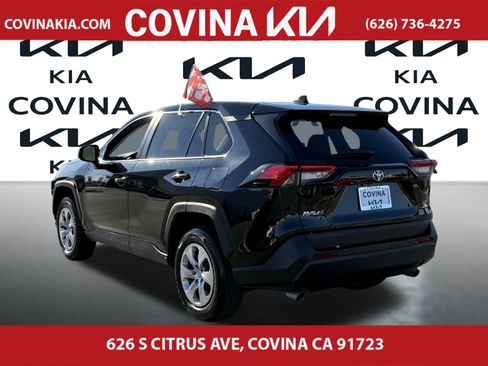 Used 2022 Toyota RAV4 LE image 6