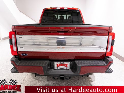 Used 2025 Ford F250 Platinum w/ Platinum Plus Package AWD/4WD image 4