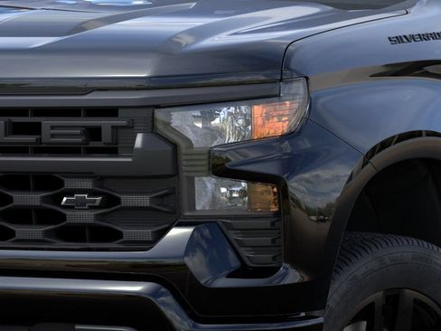 New 2026 Chevrolet Silverado 1500 Custom w/ Rally Edition AWD/4WD image 10