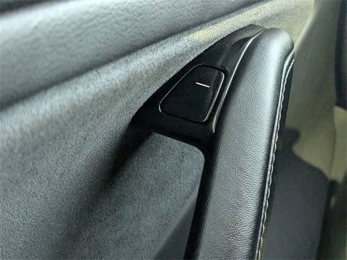 Used 2019 Tesla Model 3 Standard Range Plus image 23
