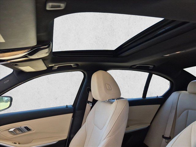 Used 2020 BMW 330i Sedan w/ Convenience Package RWD image 17
