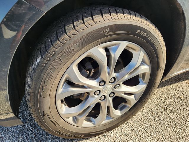 Used 2020 Buick Enclave Avenir w/ Trailering Package, 5000 lbs. FWD image 9