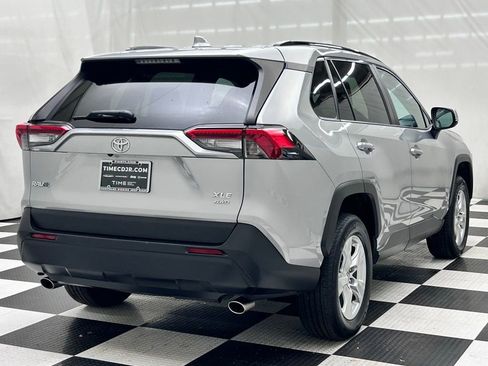 Used 2019 Toyota RAV4 XLE image 7