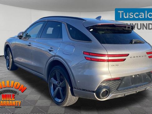 Used 2023 Genesis GV70 2.5T w/ Sport Prestige Package image 6