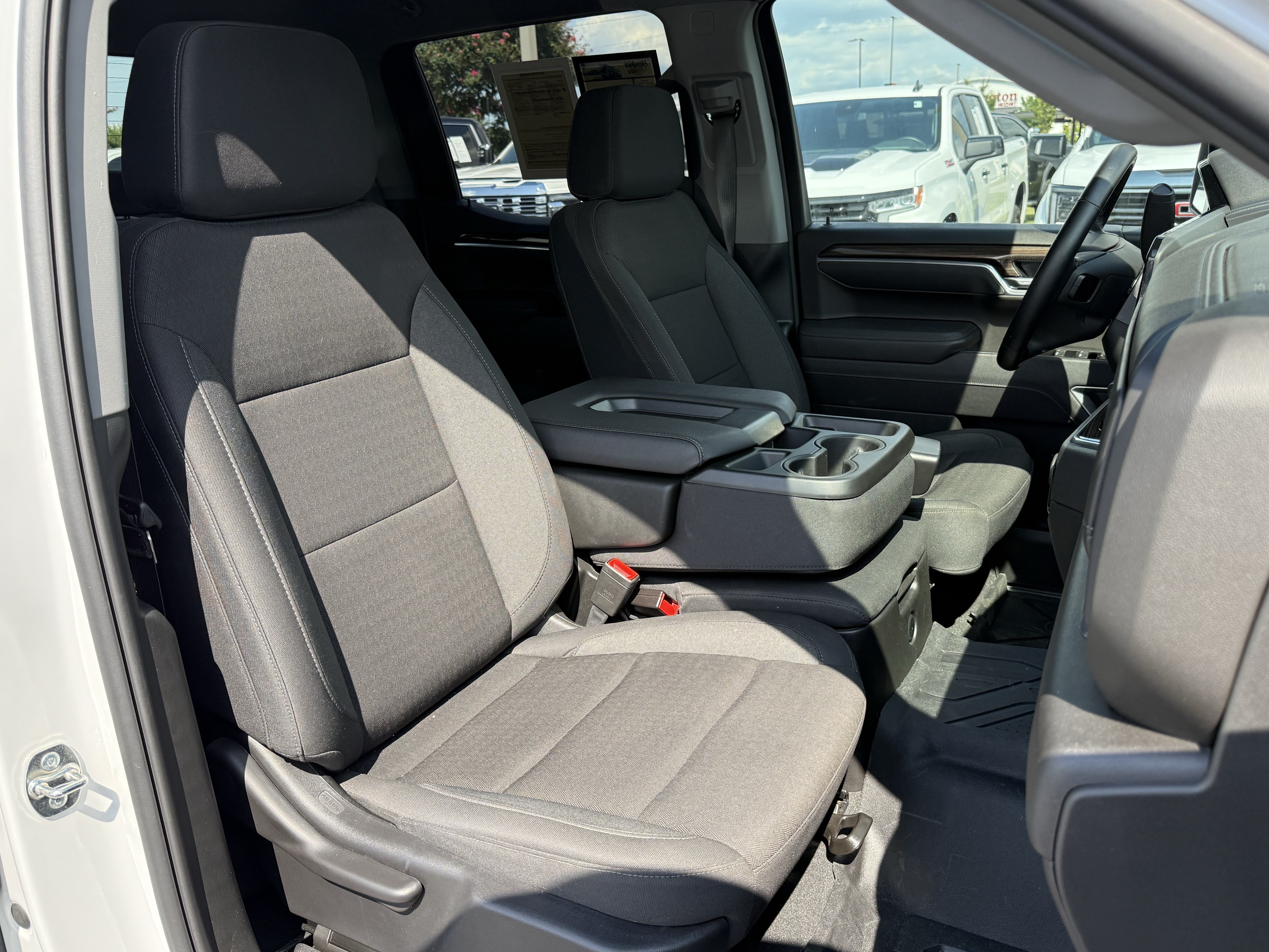 Used 2026 Chevrolet Silverado 1500 LT w/ Protection Package AWD/4WD image 36