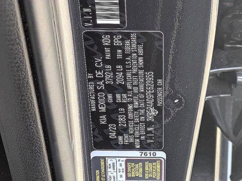 Used 2023 Kia Forte LXS w/ LXS Technology Package image 34