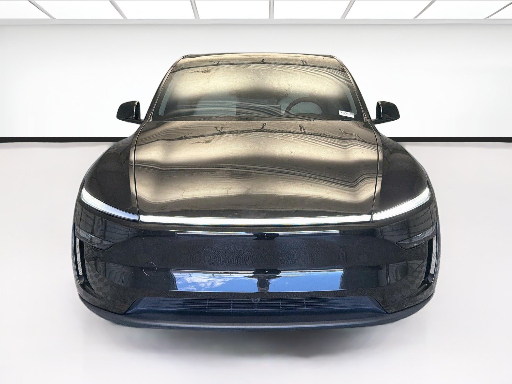 Used 2026 Tesla Model Y 2WD image 2