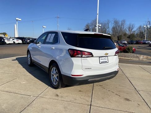 Used 2024 Chevrolet Equinox LT image 8