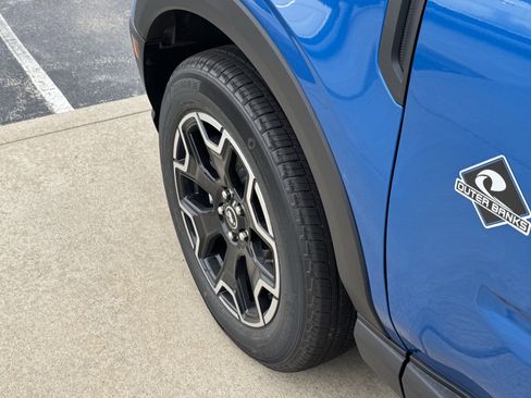 New 2025 Ford Bronco Sport Outer Banks image 5