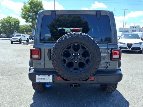 Used 2023 Jeep Wrangler Unlimited w/ Sun & Screen Package AWD/4WD image 18