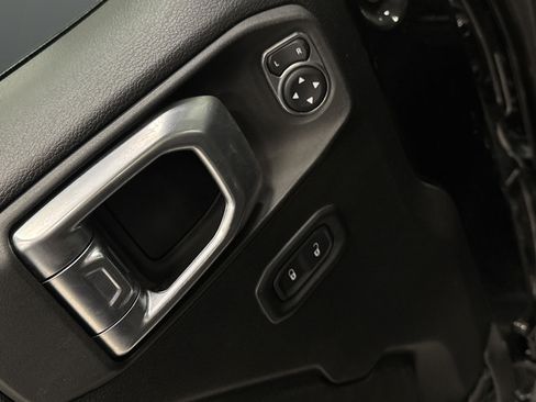 Used 2022 Jeep Gladiator Sport AWD/4WD image 26