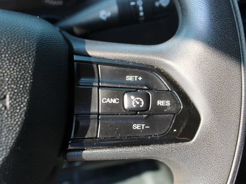 Used 2023 RAM ProMaster 2500 FWD image 12