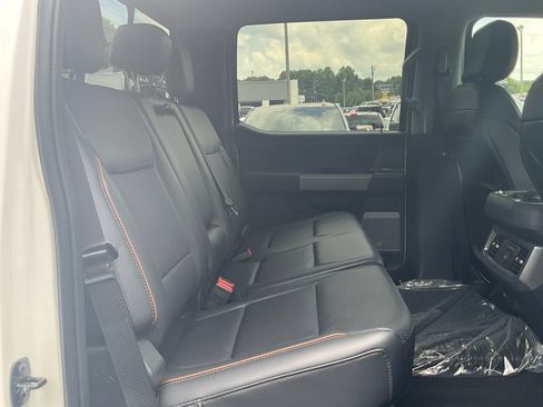 New 2026 Ford F250 Lariat w/ Black Appearance Package AWD/4WD image 13