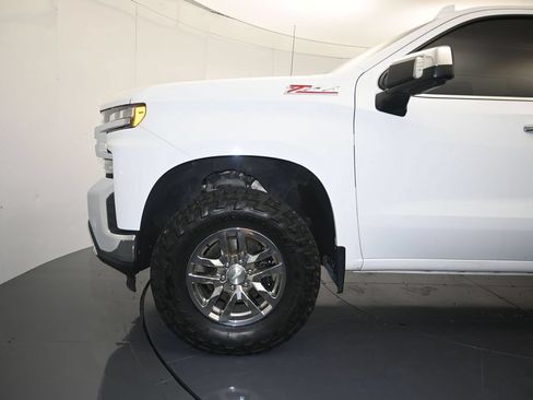 Used 2021 Chevrolet Silverado 1500 LTZ w/ Z71 Off-Road Package AWD/4WD image 9