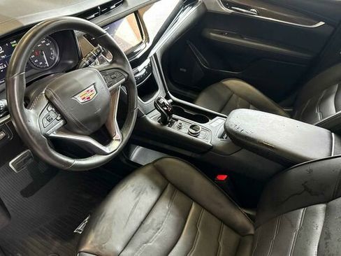 Certified 2024 Cadillac XT6 Sport w/ Platinum Package image 10