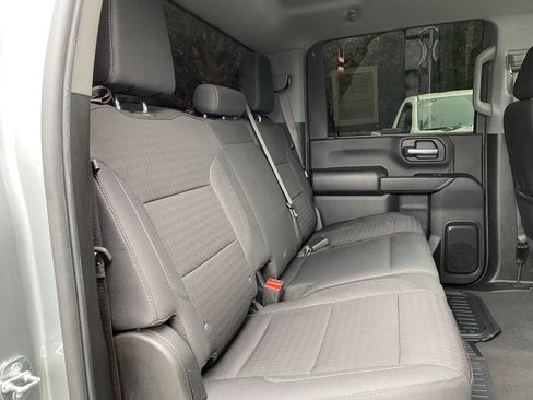 Used 2024 Chevrolet Silverado 2500 Custom w/ Custom Convenience Package image 33