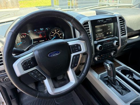 Used 2015 Ford F150 Lariat w/ Equipment Group 501A Mid AWD/4WD image 15
