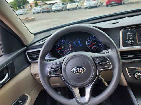 Used 2016 Kia Optima LX FWD image 11