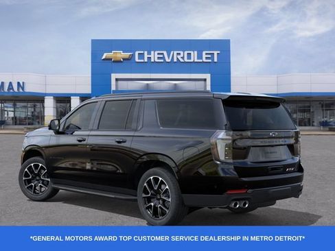 New 2026 Chevrolet Suburban RST w/ RST Capability Package AWD/4WD image 4