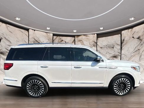 Used 2019 Lincoln Navigator Black Label w/ Cargo Package image 2