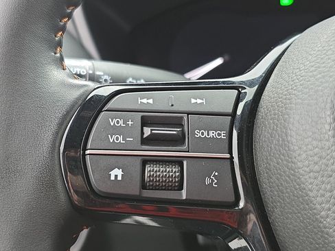 Certified 2025 Honda HR-V Sport image 16