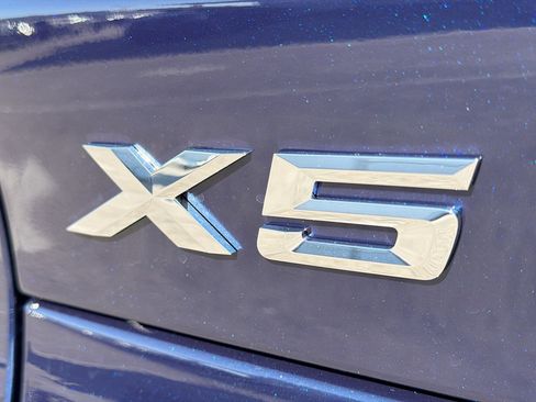 New 2026 BMW X5 xDrive40i w/ M Sport Package image 11