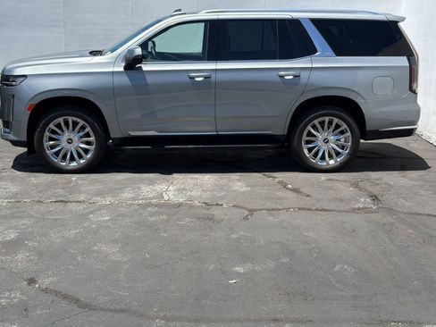 Certified 2024 Cadillac Escalade Premium Luxury w/ LPO, Floor Liner Package AWD/4WD image 2