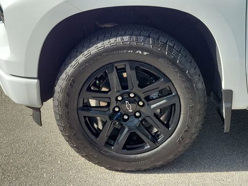 Certified 2025 Chevrolet Silverado 1500 Custom w/ Turbomax Blackout Package RWD image 11